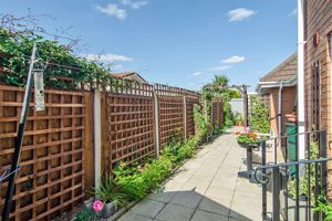 Photo 22- click for photo gallery